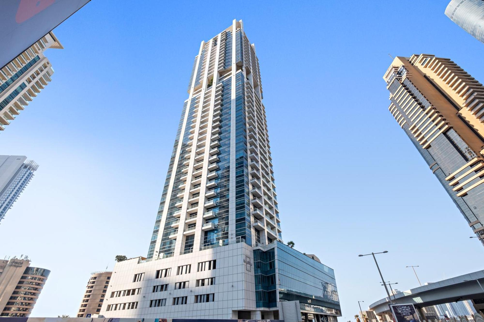 Апартаменты Spacious 1Br Botanica Towers, Dubai Marina Экстерьер фото
