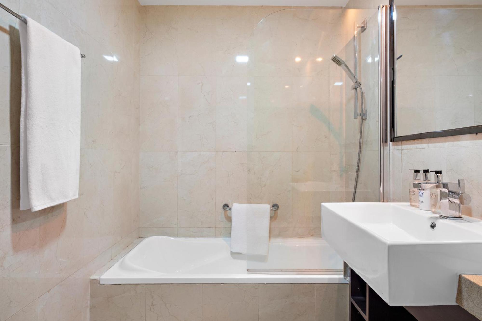 Апартаменты Spacious 1Br Botanica Towers, Dubai Marina Экстерьер фото